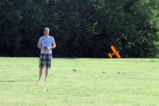 ChickandBee-miniplane2 ChickandBee-miniplane2